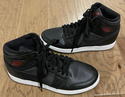Nike Air Jordan 1 Retro High OG 555088-060 Black Gym Red 7Y  display picture 1