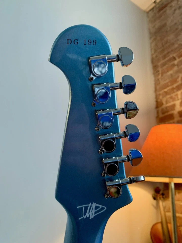 REPLICA Gibson DG 335 Dave Grohl Model Pelham Blue (Chinese Made) Great Guitar! - Image 3 of 4