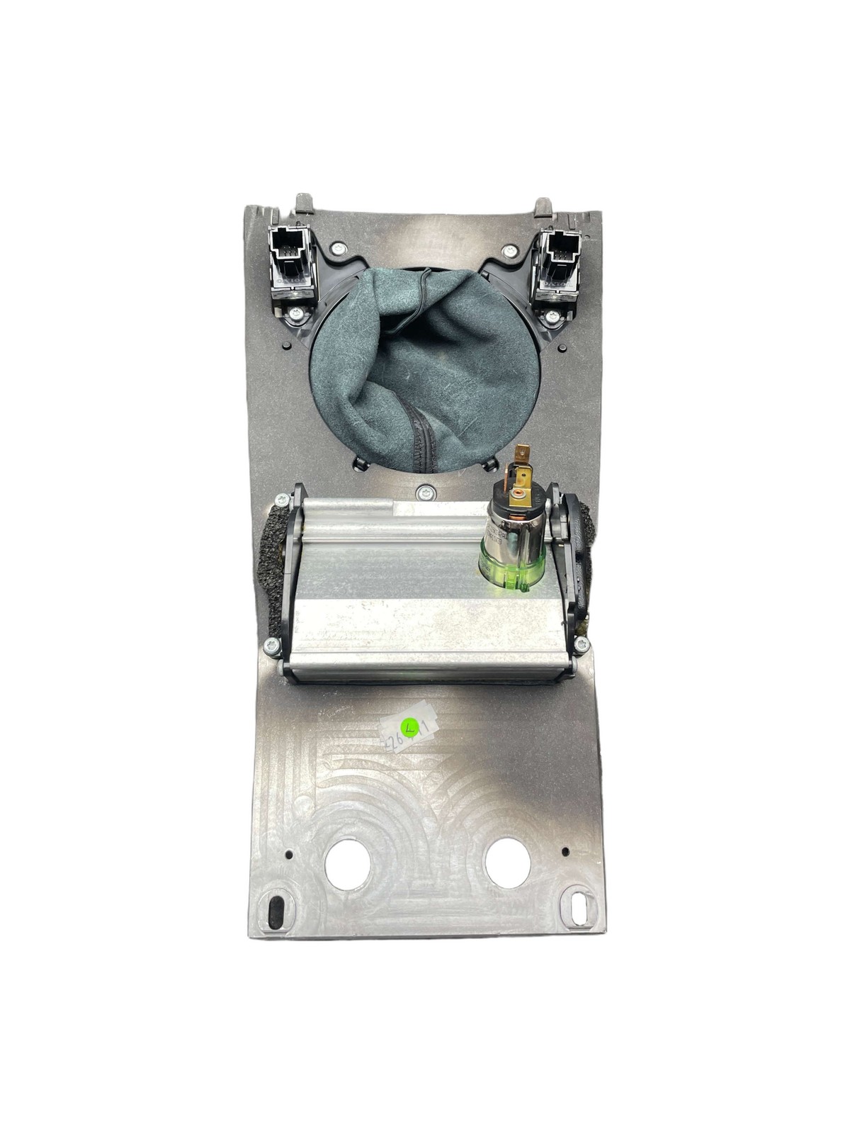 Aston Martin V8 Vantage 2006-2018 Front Center console