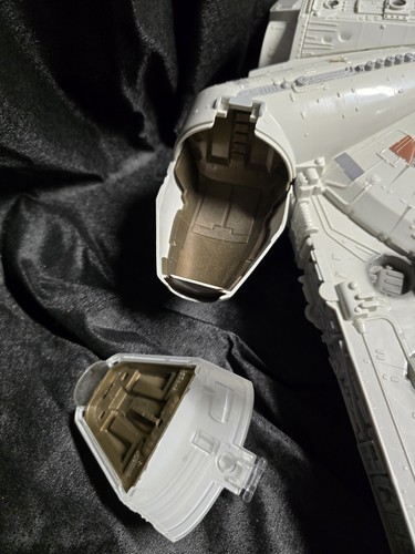 2004 Hasbro Star Wars Original Trilogie Millennium Falcon funktioniert unvollständig - Bild 3 von 9