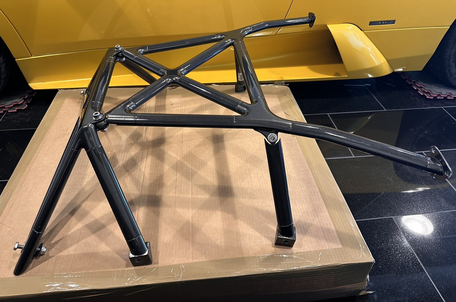 LAMBORGHINI MURCIELAGO LP640 ROADSTER CARBON FIBER ENGINE BRACE COMPLETE SET OEM