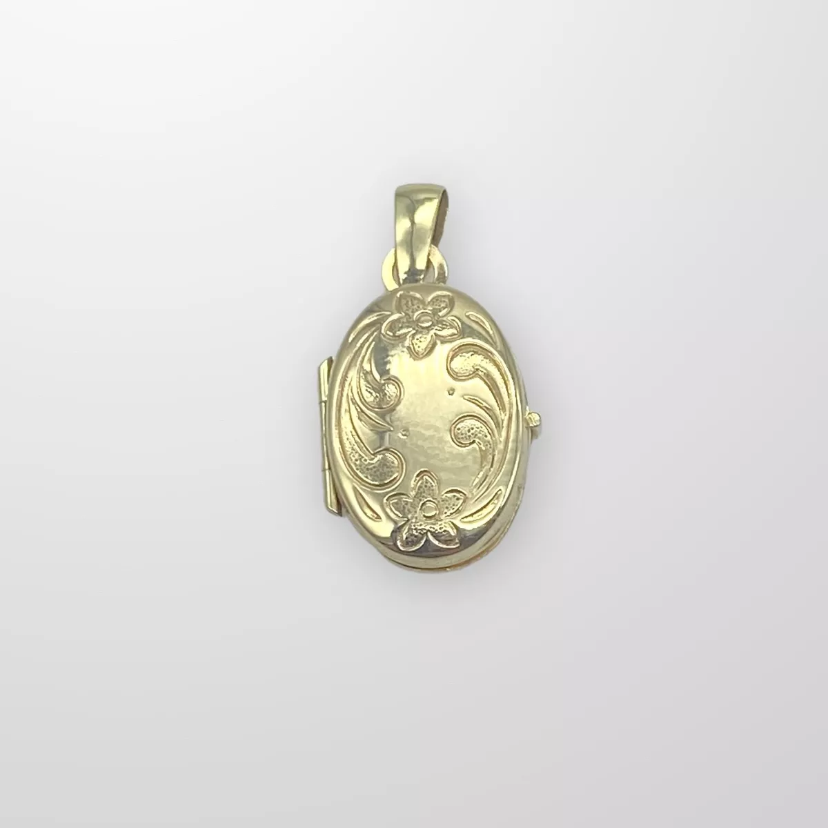 14ct gold locket deals