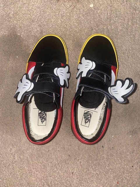 vans old skool x disney