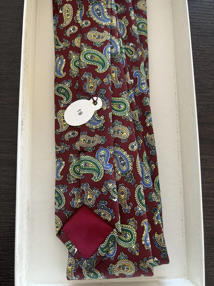 Nina Ricci Monsieur Paris - Juego de corbatas vintage de seda con pañuelo de bolsillo Foto 4 de 4