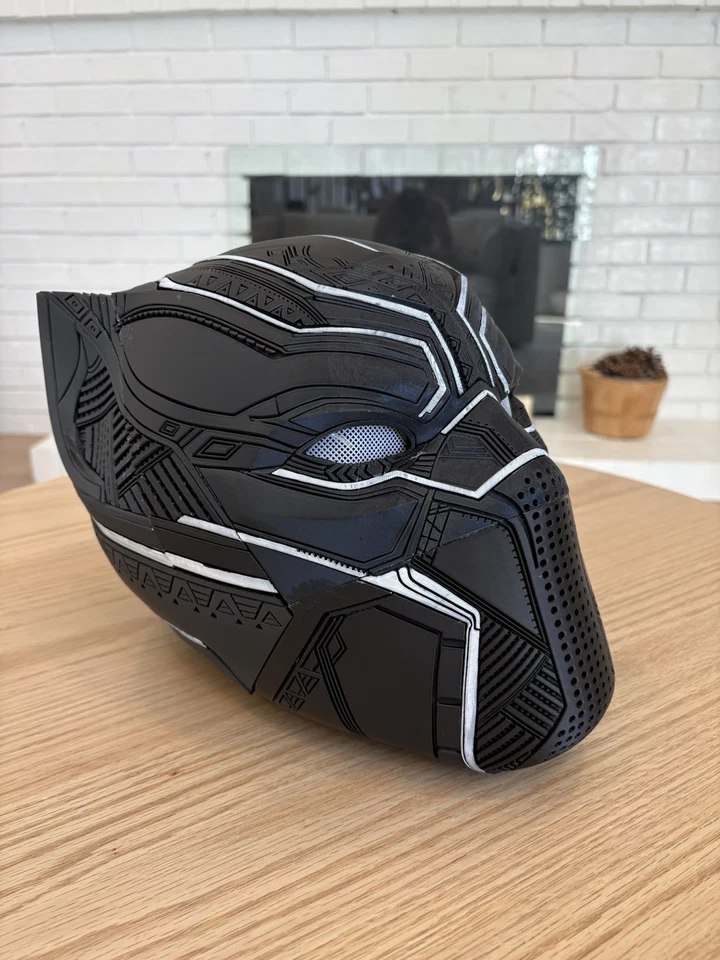 Máscara/casco Black Panther perfecto para cosplay y exhibición Foto 2 de 4