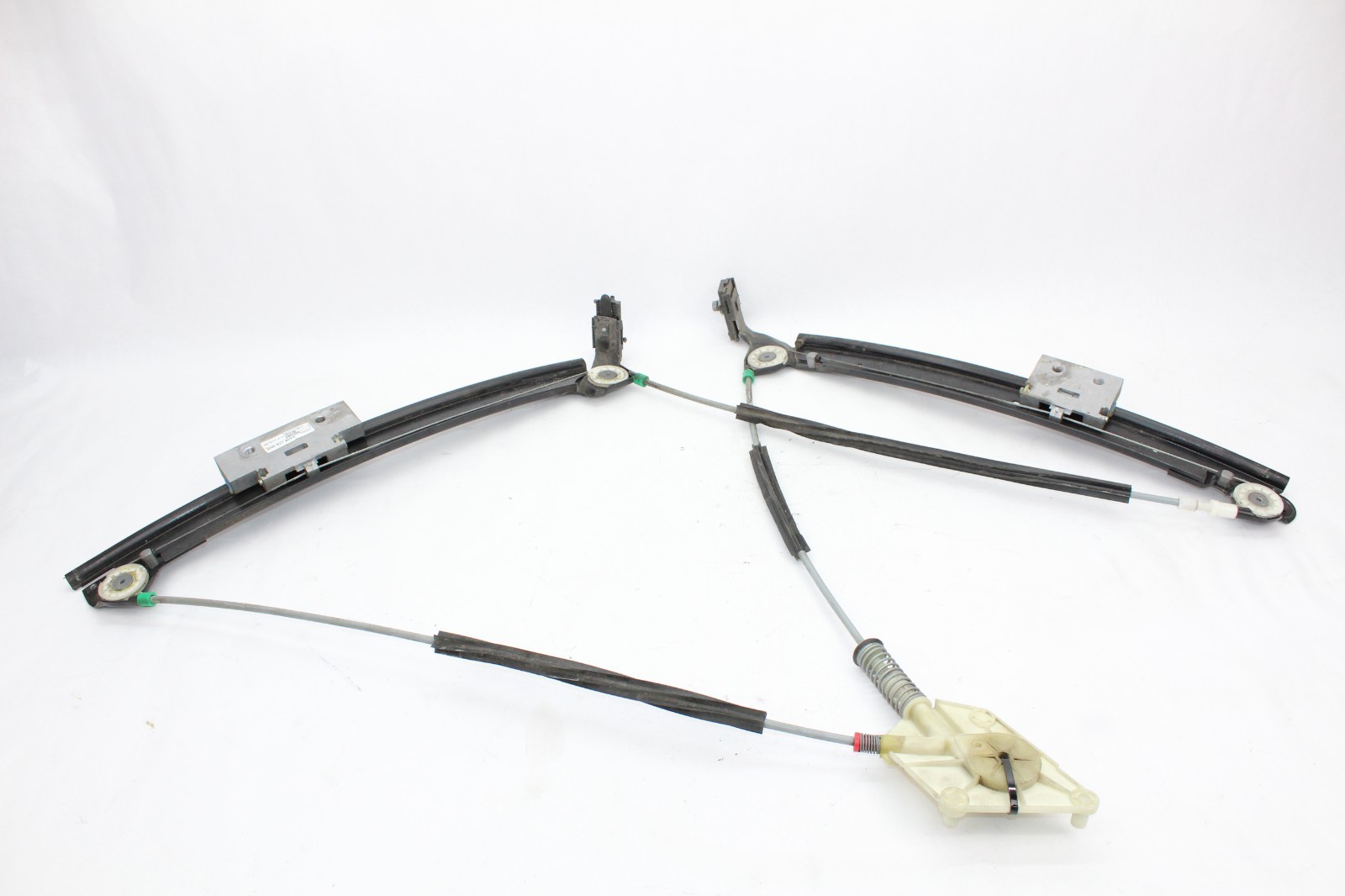 2003-2007 Bentley Continental GT Front Left Door Window Glass Regulator