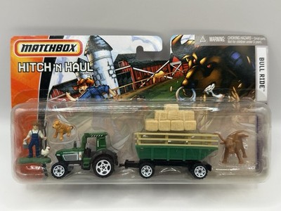 Matchbox Hitch N Haul Bull Ride Harvest Tractor & Trailer