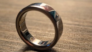 OURA Ring 4 Größe 12 neuwertig Gesundheitsracker Titan silber