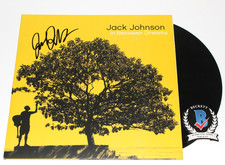 JACK JOHNSON SIGNED 'IN BETWEEN DREAMS' ALBUM VINYL RECORD BECKETT COA AUTOGRAPH