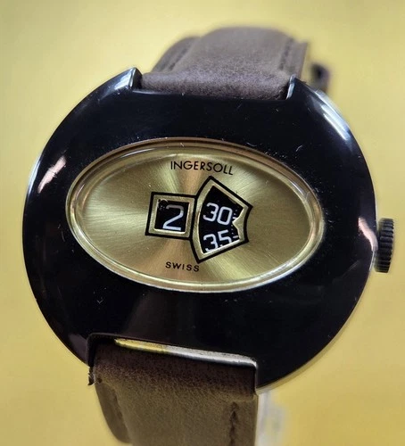 Retro Space Age Ingersoll men's mechanical digital jump hour Swiss watch gold