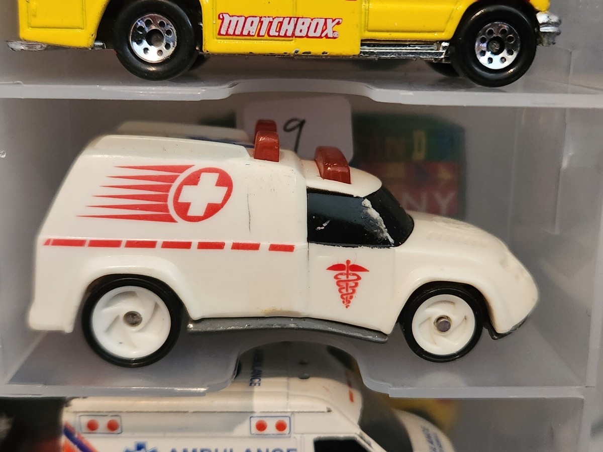 hot wheels/matchbox AMBULANCE (case #124) | eBay