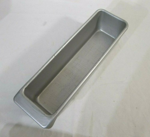 Aluminum Ice Storage Tray, 18 Cube Ice Cube Tray w/ Plastic Divider & Extra Tray - Picture 12 of 12