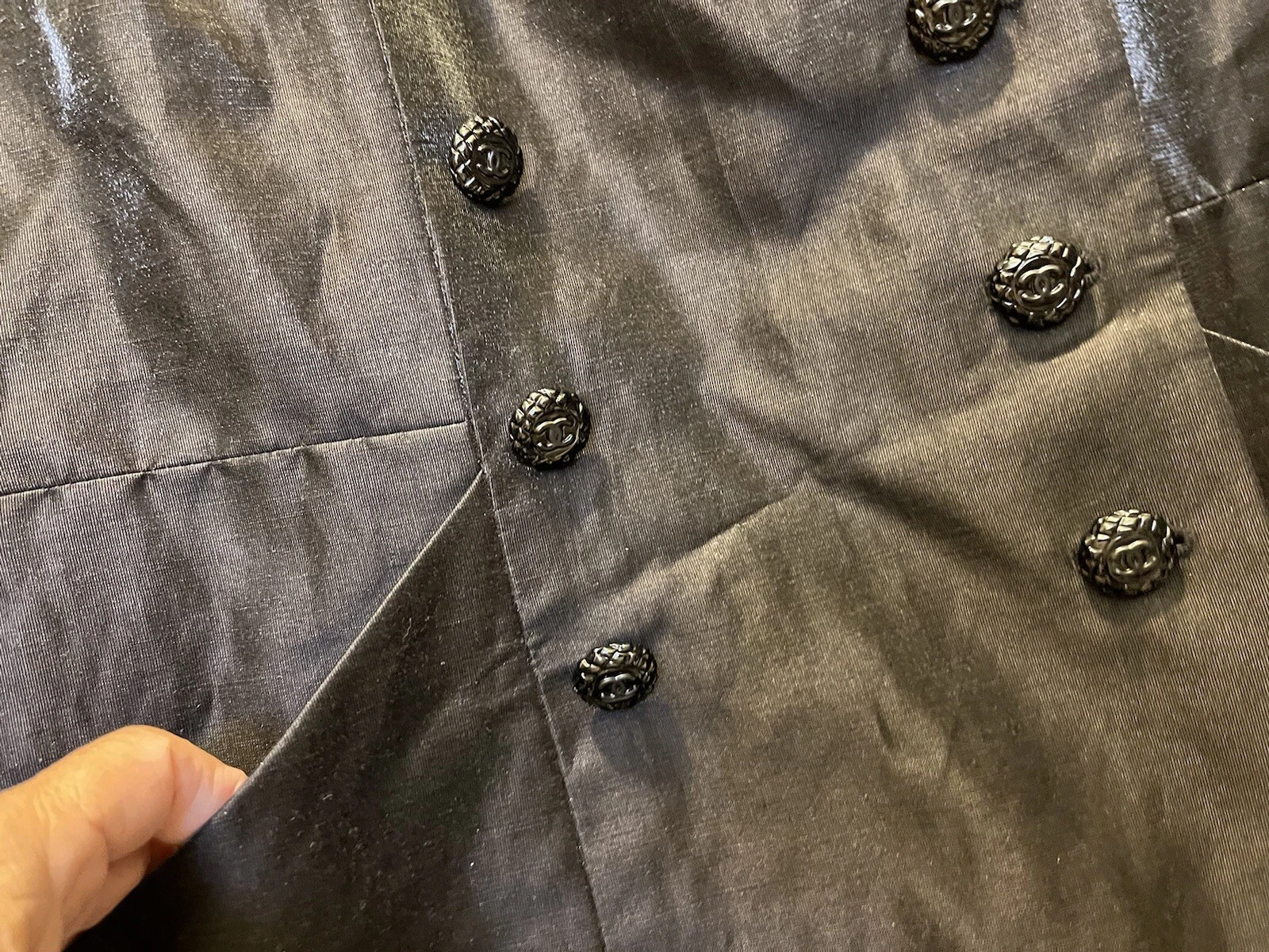 GIACCA CHANEL RUNWAY 20CC BOTTONE~CC~FODERATA IN SETA SPLENDIDA ELEGANTE NERA SCINTILLANTE 44