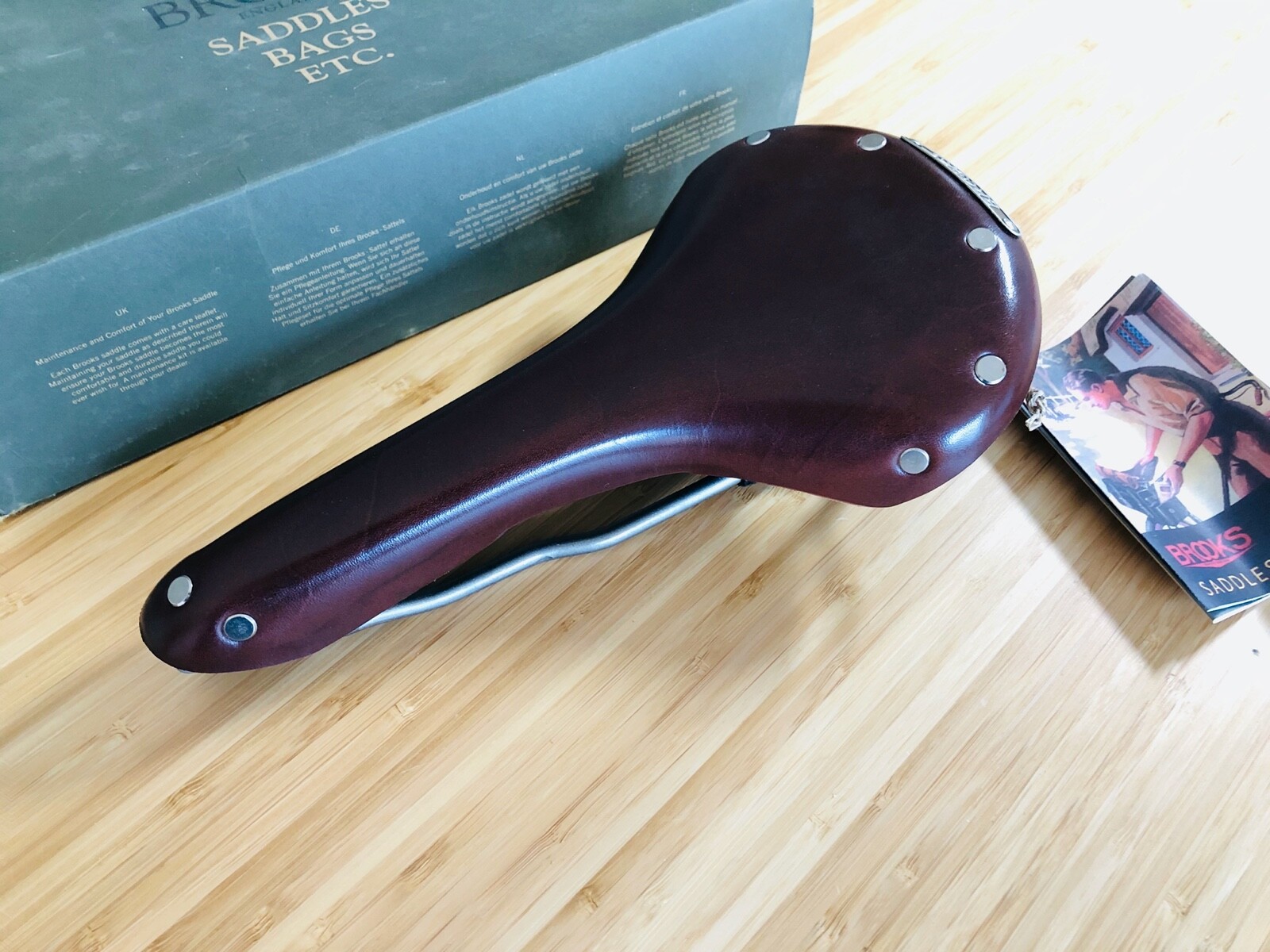 brooks saddle dealers
