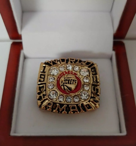 Houston Rockets - 1994 Championship Ring With Wooden Display Box - Picture 3 of 3