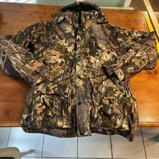 Wolf Mountain Hunting Gear Camo 2 layer coat size large tall 2 in 1 hooded