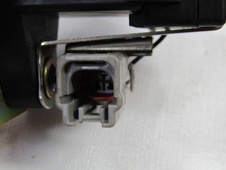 Nissan Pathfinder 1996-2001 aceleración velocidad guiñada velocidad G sensor OEM 47930-1W300 Foto 4 de 4