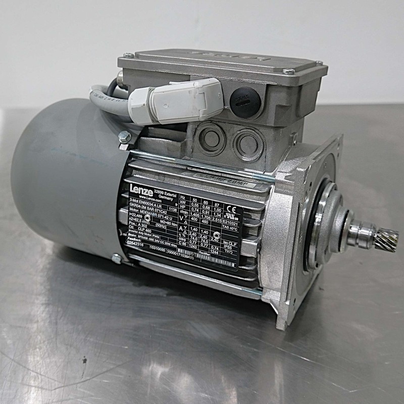 Lenze GKR04-2M SAR 071C42 Helical Bevel AC Gear Motor EN60034 Inverter GKR04