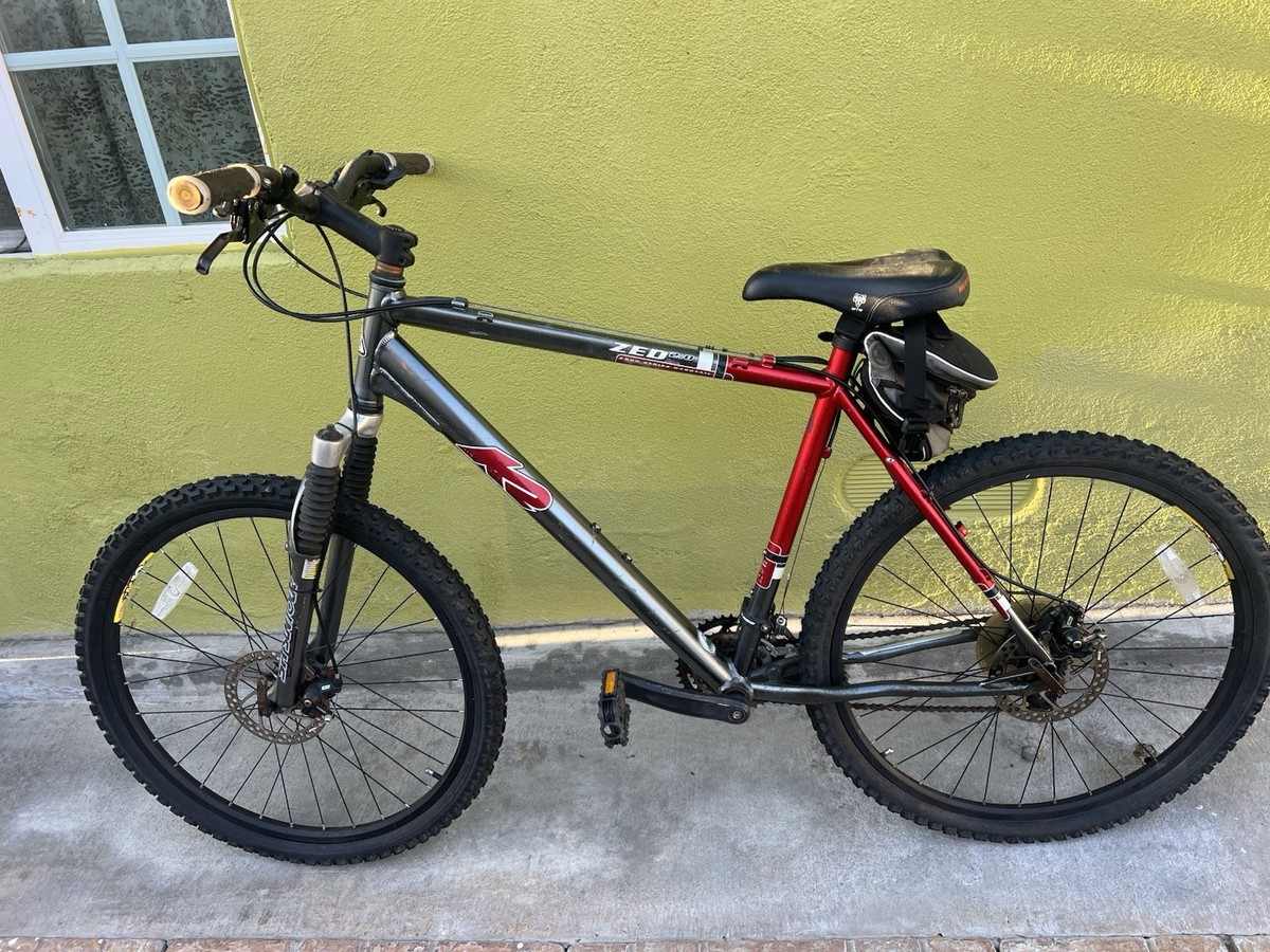 K2 ZED FRONT SUSPENSION MOUNTAIN BIKE 26-IN TIRES SPEED