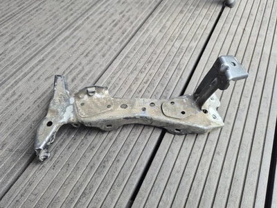 Kotflügel Halterung  Für AUDI A3 8V  Links  Nummer 8V0 871 167 A - Bild 1 von 3