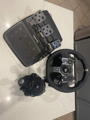 Logitech G920 Driving Force Racing Wheel + Shifter + Pedals   Xbox & PC