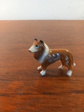 Vintage Ceramic Miniature Collie Dog Figurine 2"