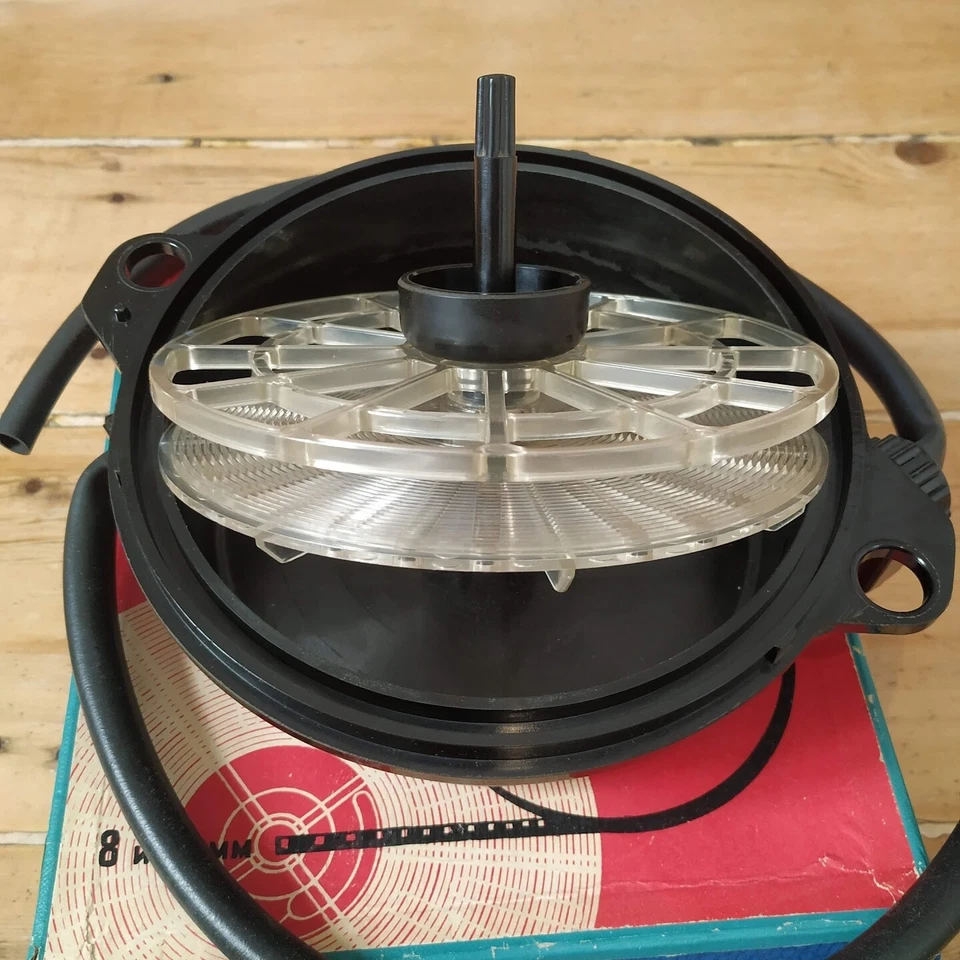 LOMO UPB 8mm y 16mm, 10m Capacidad Cine Película Desarrollo Tanque URSS Soviética Foto 3 de 4