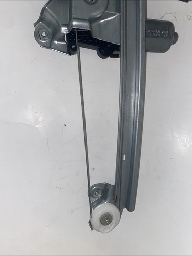 AcDelco Regulator RH 2003-2004 Cadillac Cts, 15277679 OEM - Picture 9 of 11