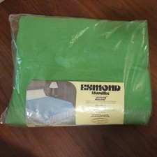 VTG 70s Chatham Esmond Klondike 72"x90" Twin Full Acrylic Blanket Neon Green USA