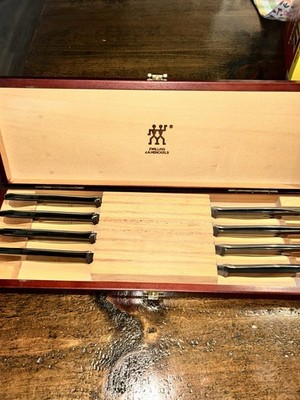 Zwilling J.A. Henckels 39035-000 Solid Stainless 8 PC Set With Box