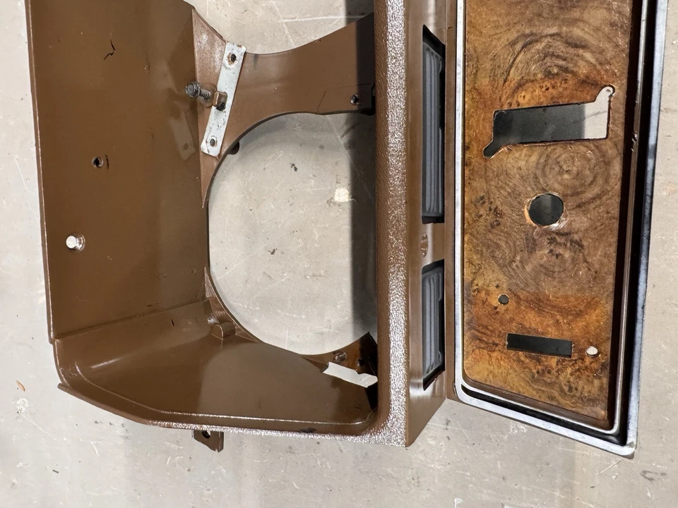 Oldsmobile Cutlass F85 442 1970-1972 tablero velocímetro calibre racimo carcasa moldura Foto 3 de 4