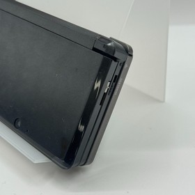 Nintendo 3DS region free Cosmo Black console / Charger / SD card / Stylus pen