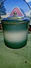 Blue Bell Graniteware Berry Pail with Lid