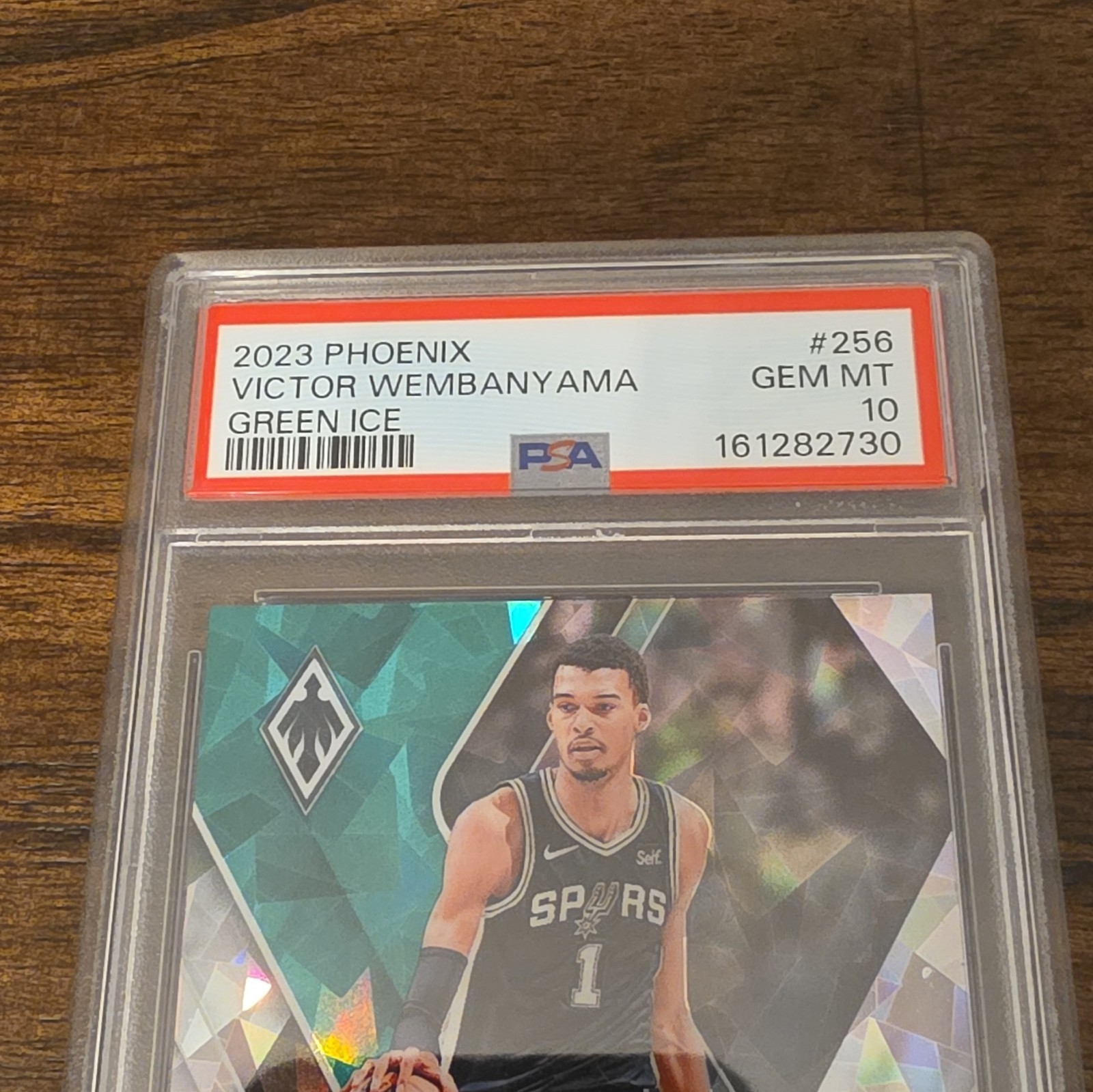 Panini 2023-24 Phoenix Rookies Victor Wembanyama Green Ice #256 PSA 10 /149 view 2