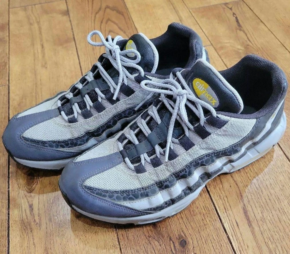 Nike Air Max 95 Sneakers Uomo 10 US 28cm usate piccoli segni di usura