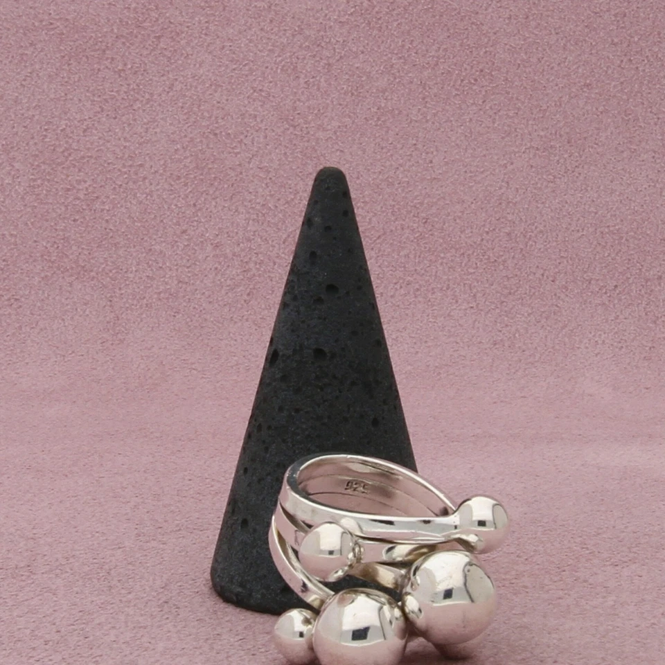 sterling silver beaded cluster ring size 7 - Image 3 of 3