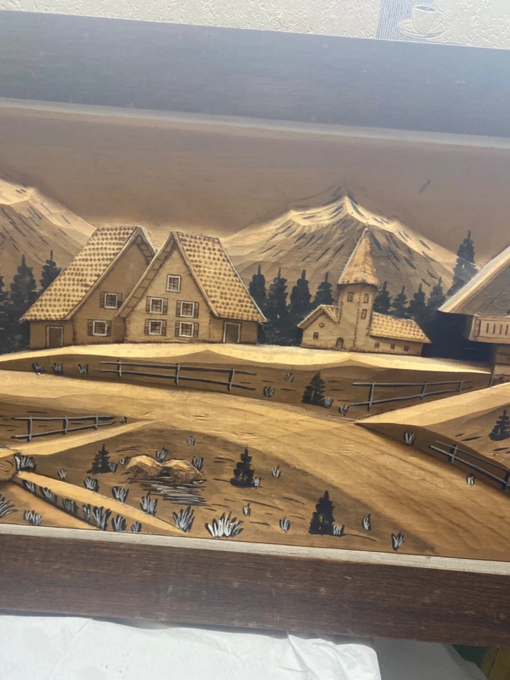 Tableau en bois sculpter a la main avec relief signée - Photo 3/4