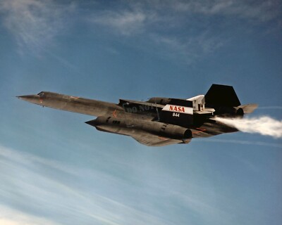 SR-71A''Blackbird'' completed its first cold flow flight 12X18 Photograph NASA D