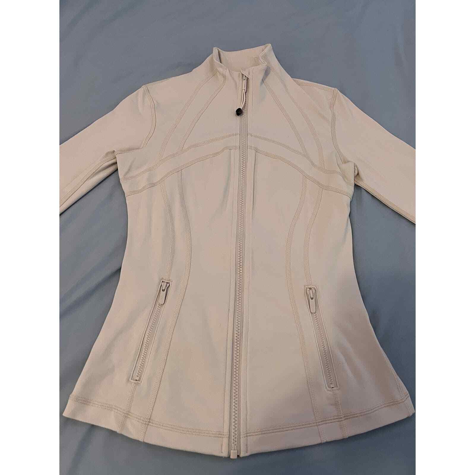 Lululemon Define Jacket in White Opal, Size 4 - Luon Fabric image 5
