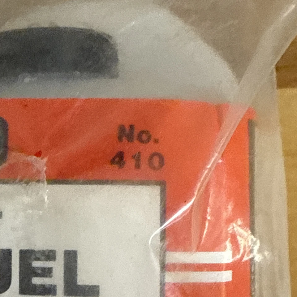 DU-BRO - No. 410 -Square Fuel Tank - 10 Oz - NEW - Image 3 of 4