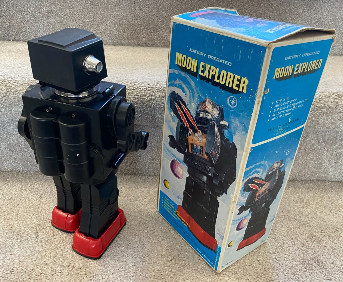 INTERPUR - MOON EXPLORER - ROBOT SPACEMAN - BATT OP - HONG KONG