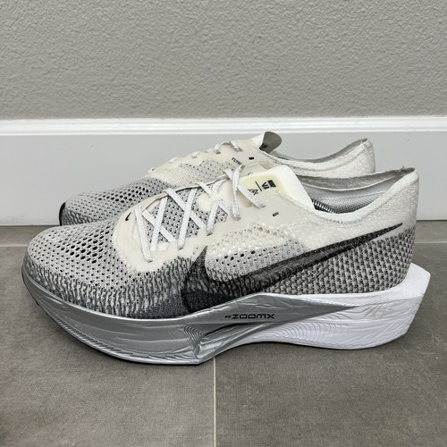 Scarpe da ginnastica Nike ZoomX VaporFly Next% 3 bianche grigio particelle DV4129-100 - Foto 3 di 10