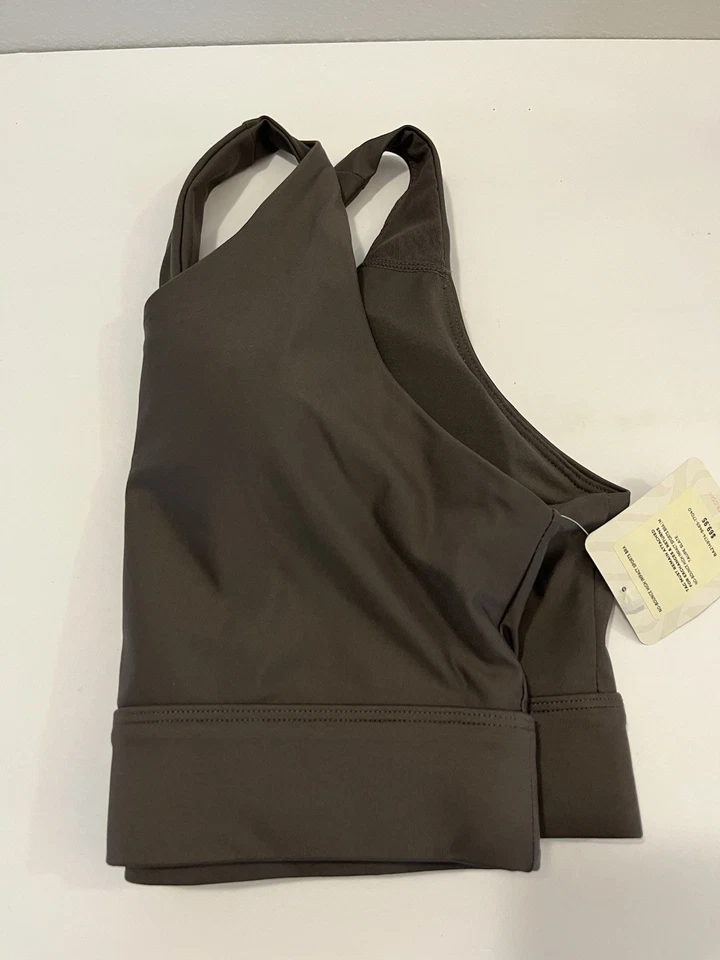 Sujetador deportivo Fabletics sin rebote de alto impacto en pizarra topo, atlético, mediano Foto 4 de 4