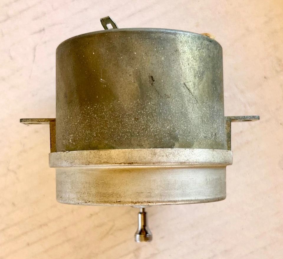 Reloj eléctrico MoPar Chrysler Imperial tablero 1956 original usado como nuevo funciona 56 Foto 4 de 4