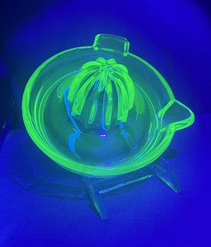 Vintage Federal Glass Vaseline Uranium Glass Citrus Juicer 6”