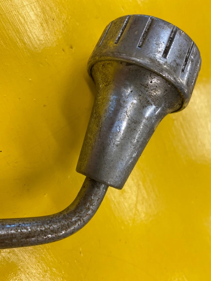 Vintage CRAFTSMAN 3/8  DRIVE SPEED HANDLE WITH SPIN KNOB used - Image 2 of 4