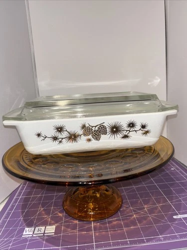 RARE PYREX Space Saver Golden Pine Cone 2 Qt Casserole Dish 575 W/ Lid Vintage