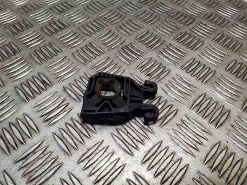 VW PASSAT Variant B8 3G5 Kühlerhalter 5Q0121367D 1.6 Diesel 88kw 2015 26193484