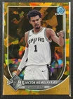 VICTOR WEMBANYAMA 2025 BOWMAN SAPPHIRE #BCV-143 CHROME GOLD REFRACTOR 18/50
