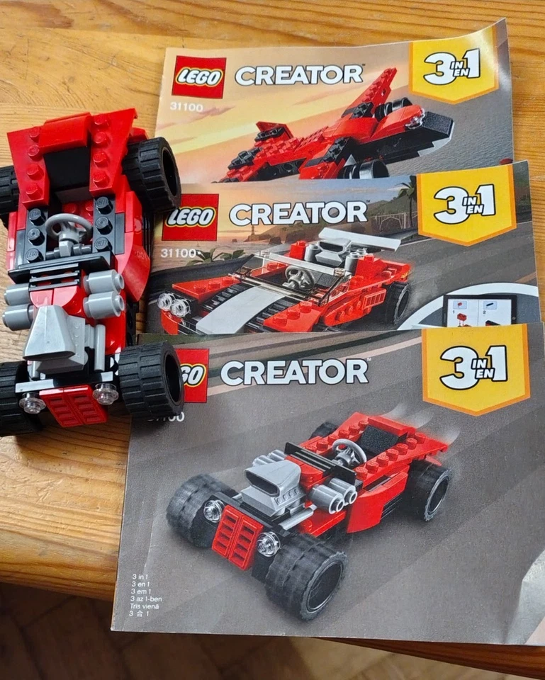 LEGO Creator 31100 Sports Car, photo 1 of 4